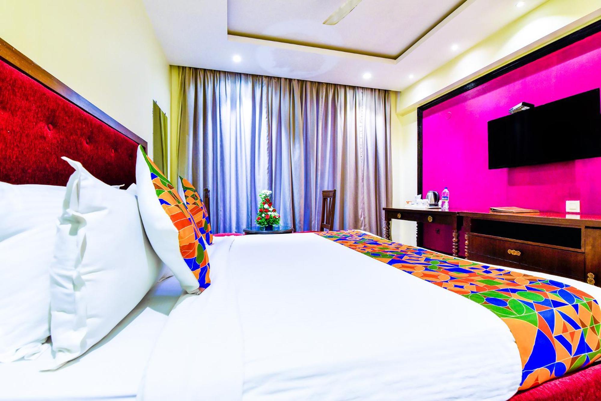 Fabhotel Prime The King'S Court - Nr Calangute Beach Zewnętrze zdjęcie